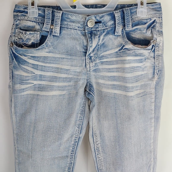 Amethyst Capri Jeans - Picture 4 of 7